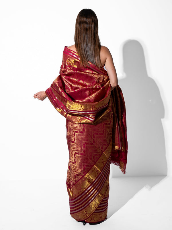Kaïa -Kanchipuram Silk in Gold Zari